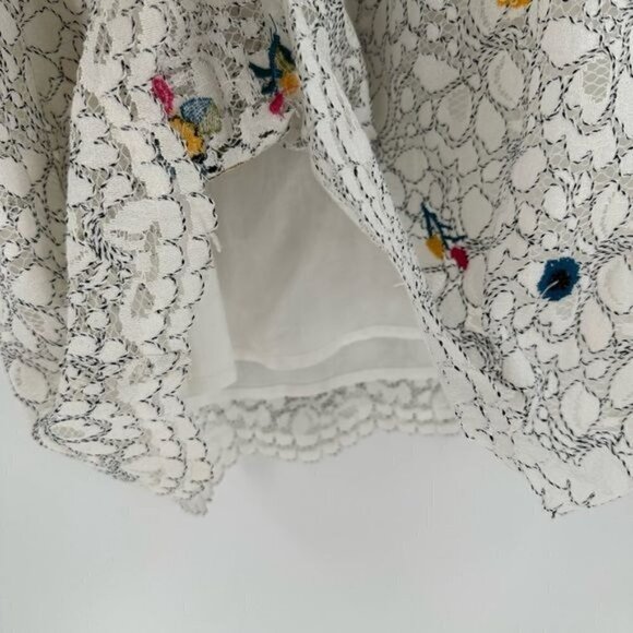 Anthropologie Maeve Macie Lace Embroidered Sequin Beaded Top Floral Size 0 - Picture 9 of 11